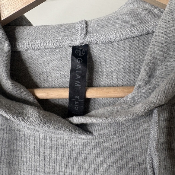 Gaiam Yoga Hoodie Womens Medium Lightweight Gray Heather Thumb Holes - Picture 4 of 4